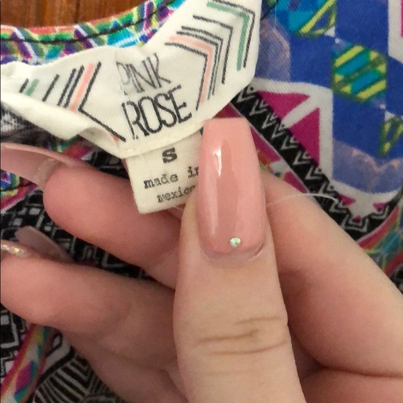 Tribal looking print shirt - Picture 3 of 3